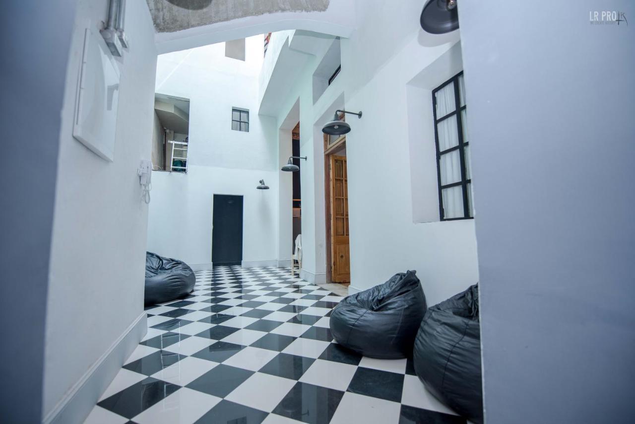 Ahiva Espacio Temporal Montevideo Exteriér fotografie